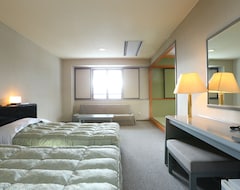Khách sạn Hotel Silk In Madarao - Vacation Stay 79652V (Iiyama, Nhật Bản)