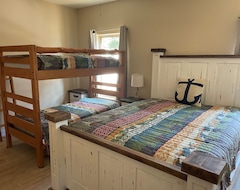 Toàn bộ căn nhà/căn hộ Brand New The Fishing Lodge Of Texoma, Sleeps 16+ (Denison, Hoa Kỳ)