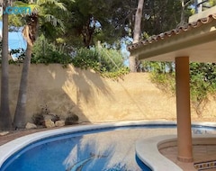 Tüm Ev/Apart Daire Spacious Villa With Private Outdoor Swimming Pool (Alfaz del Pi, İspanya)