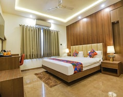 Khách sạn Eleven Hotels & Resorts (Anjuna, Ấn Độ)
