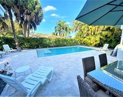 Khách sạn Hibiscus-by-the-sea: Pool! (Fort Lauderdale, Hoa Kỳ)