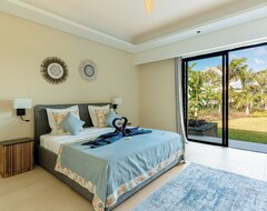 Hele huset/lejligheden Anahita Golf Resort Villa De Luxe - Villa Shanti (Beau Champ, Mauritius)
