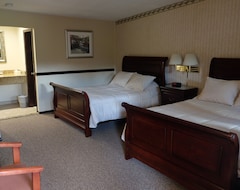 Khách sạn Chalet Inn & Suites (Northport, Hoa Kỳ)
