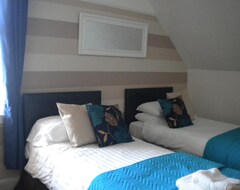 Hotelli Gleanavon guesthouse (Llandudno, Iso-Britannia)