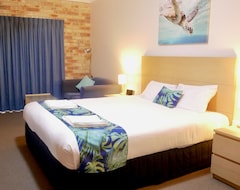 Hotel Emeraldene Inn & Eco-Lodge (Hervey Bay, Australia)