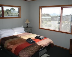 Motel Catlins Kiwi Holiday Park At Mclean Falls (Owaka, New Zealand)