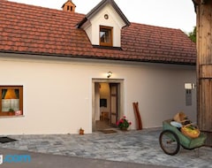 Toàn bộ căn nhà/căn hộ Cherry House - Cosy Country House (Loška Dolina, Slovenia)