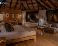 Hotel Reserva Natural Iguazú - Pristine Luxury Camp (Puerto Libertad, Argentina)