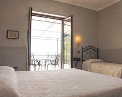 Hotelli Sunrise Guest House (Maiori, Italia)