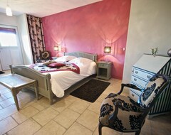 Bed & Breakfast Entre Vignes et Chateaux (Fougères-sur-Bièvre, Francuska)