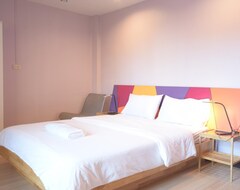 Hotel Room @ Vipa Guest House (Bangkok, Tajland)