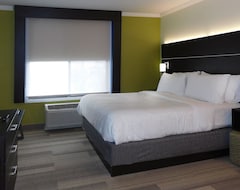 Holiday Inn Express - Coventry S - West Warwick Area, An Ihg Hotel (Coventry, USA)