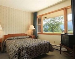 Hotel Ladd Brook Inn (Pownal, USA)