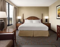 DoubleTree by Hilton Hotel & Executive Meeting Center Somerset (Somerset, USA)