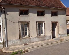 Toàn bộ căn nhà/căn hộ The Dance Lodge (La Roche-en-Brenil, Pháp)