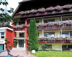 Khách sạn Hotel Hubertus Garni (Bad Peterstal-Griesbach, Đức)