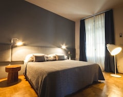 Bed & Breakfast Maison Piccola Torre (Vigevano, Italija)