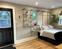 Casa/apartamento entero Cheerful 3 Bedroom Home With Outdoor Pool & Hottub (Alton, Canadá)