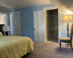 Toàn bộ căn nhà/căn hộ Comfy 2-bedroom In S. Berwick, Sleeps 6! (South Berwick, Hoa Kỳ)