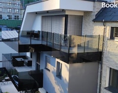 Tüm Ev/Apart Daire Luxurioses Penthouse Mit Blick Auf Die Uno-city Und Dem Kaiserwasser. 3schlafzimmer, 2 Bader, Privat Lift Ins Apartment (Viyana, Avusturya)