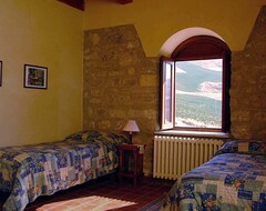 Hotel Comfortable Holiday Farm, Surrounded By The Pleasures And Smells Of Nature (Resuttano, Italy)