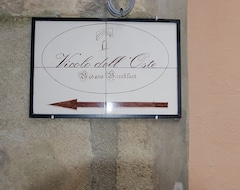 فندق بد آند بريكفاست فيكولو ديلوستي (مونتيبولسيانو, إيطاليا)