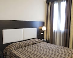 Khách sạn Hotel Corte Business (Cavriago, Ý)