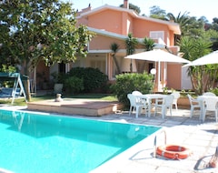 Khách sạn Villalara Med Havudsigt Privat Pool, Terrasse, Have, Privat Parkering (Portoferraio, Ý)