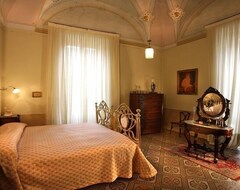 Bed & Breakfast Historical Suites Vvm (Lecce, Italija)