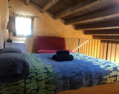 Koko talo/asunto Rural Apartment Lalzina For 4 People (Vilanova de Sau, Espanja)