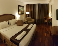 Hotel Supreme Convention Plaza (Baguio, Filipini)