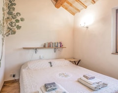 Toàn bộ căn nhà/căn hộ 3 Bedroom Accommodation In Ostra Vetere (Ostra Vetere, Ý)