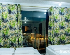 Hotel Reddoorz @ Yahweh Spring Retreat & Resort Laguna (Calamba, Filippinerne)