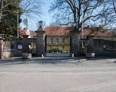 Hotel Bernstein Schloss Meisdorf (Meisdorf, Germany)