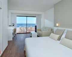 Alua Calas De Mallorca Resort (Calas de Mallorca, İspanya)