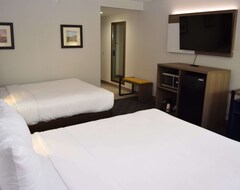 Otel Comfort Inn & Suites Syracuse-Carrier Circle (Syracuse, ABD)