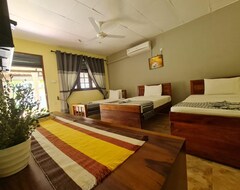 Hotel CrossCountry Inn by Thurings (Sigiriya, Sri Lanka)