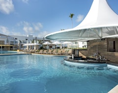 Lomakeskus Nickelodeon Hotels & Resorts Punta Cana, Gourmet All Inclusive By Karisma (Playa Bavaro, Dominikaaninen tasavalta)