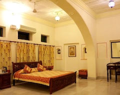 Khách sạn Dev Niwas - Heritage Hotel (Bundi, Ấn Độ)