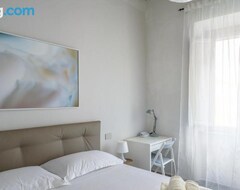 Koko talo/asunto Pisa Art Apartment (Pisa, Italia)