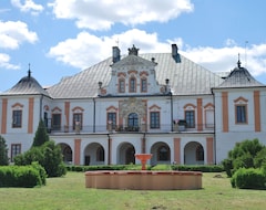 Otel Pałac w Czyżówie Szlacheckim (Zawichost, Polonya)