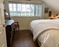 Casa/apartamento entero Super Clean 2 Bdrm /sleeps 7, Private Home W/ Hot Tub On 4 Acres A+ View (Cottage Grove, EE. UU.)