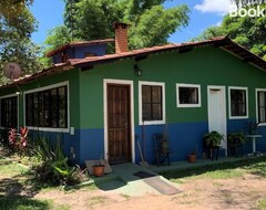 Entire House / Apartment Solar Das Mangueiras (Palmeiras, Brazil)