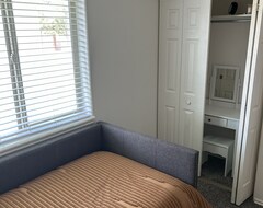 Entire House / Apartment Cozy Three Bedroom Home (Pocatello, USA)
