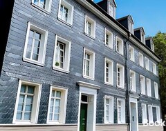 Hele huset/lejligheden Perfect For 6 Guests Kitchen Parking Netflix (Wuppertal, Tyskland)