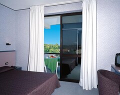 Khách sạn Hotel Clorinda (Paestum, Ý)