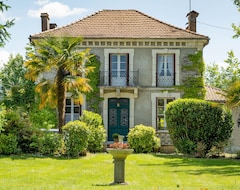 Toàn bộ căn nhà/căn hộ Beautiful House In Hagetmau (Hagetmau, Pháp)