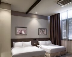 Hutton Central Hotel By Phc (Georgetown, Malezija)