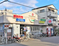 Khách sạn Sekai  Ayame (Osaka, Nhật Bản)