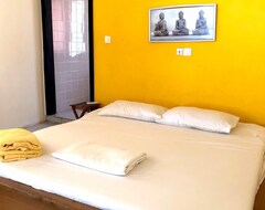 Entire House / Apartment Assinie - Villa Regine (Aboisso, Ivory Coast)